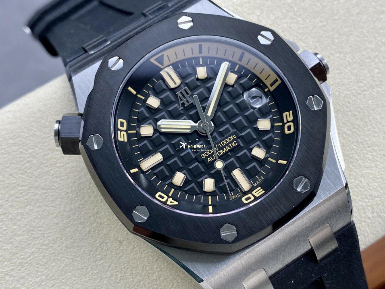 APF Factory  Perfect  Replica Watches Audemars Piguet  Royal Oak Offshore 系列15720CN.OO.A002CA.01 wrist watches  / AP231
