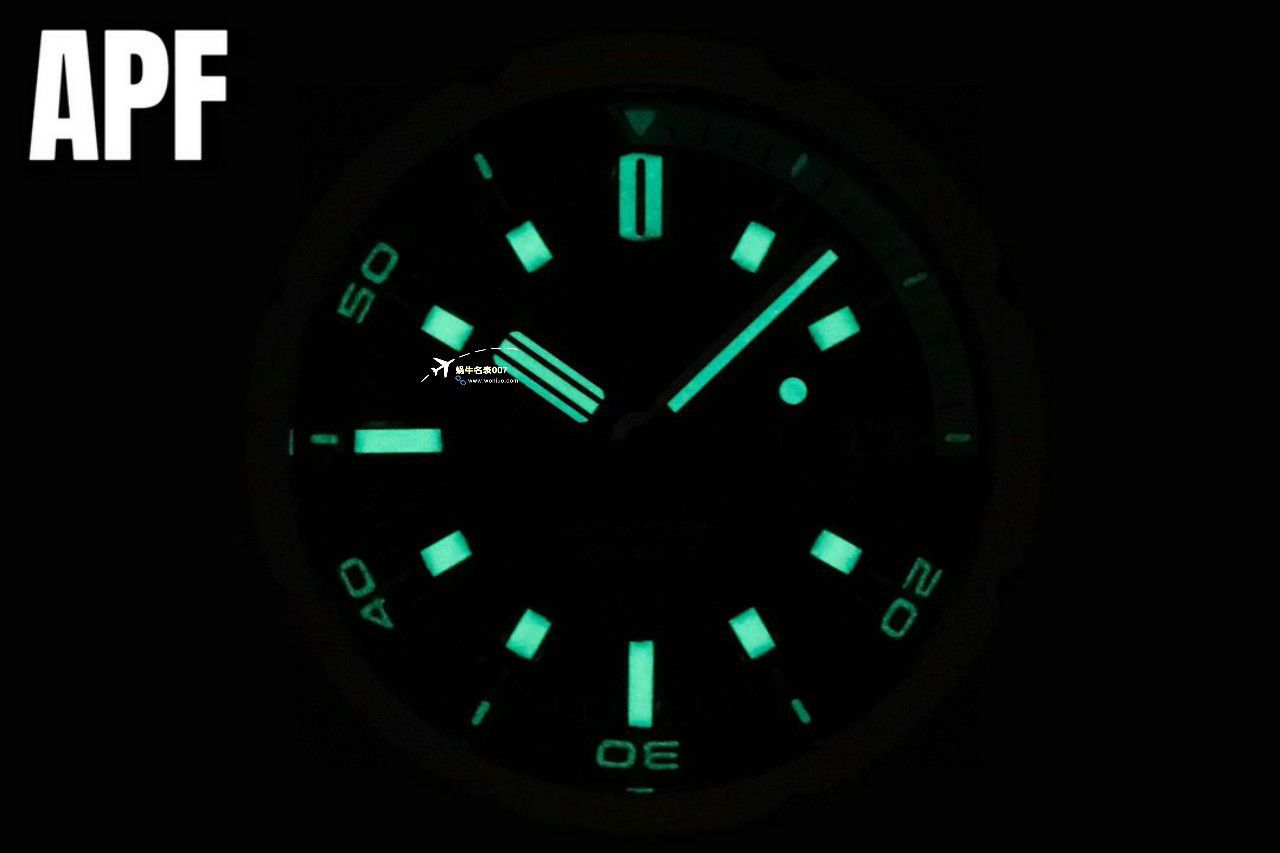 APF Factory  Perfect  Replica Watches Audemars Piguet  Royal Oak Offshore 系列15720CN.OO.A002CA.01 wrist watches  / AP231