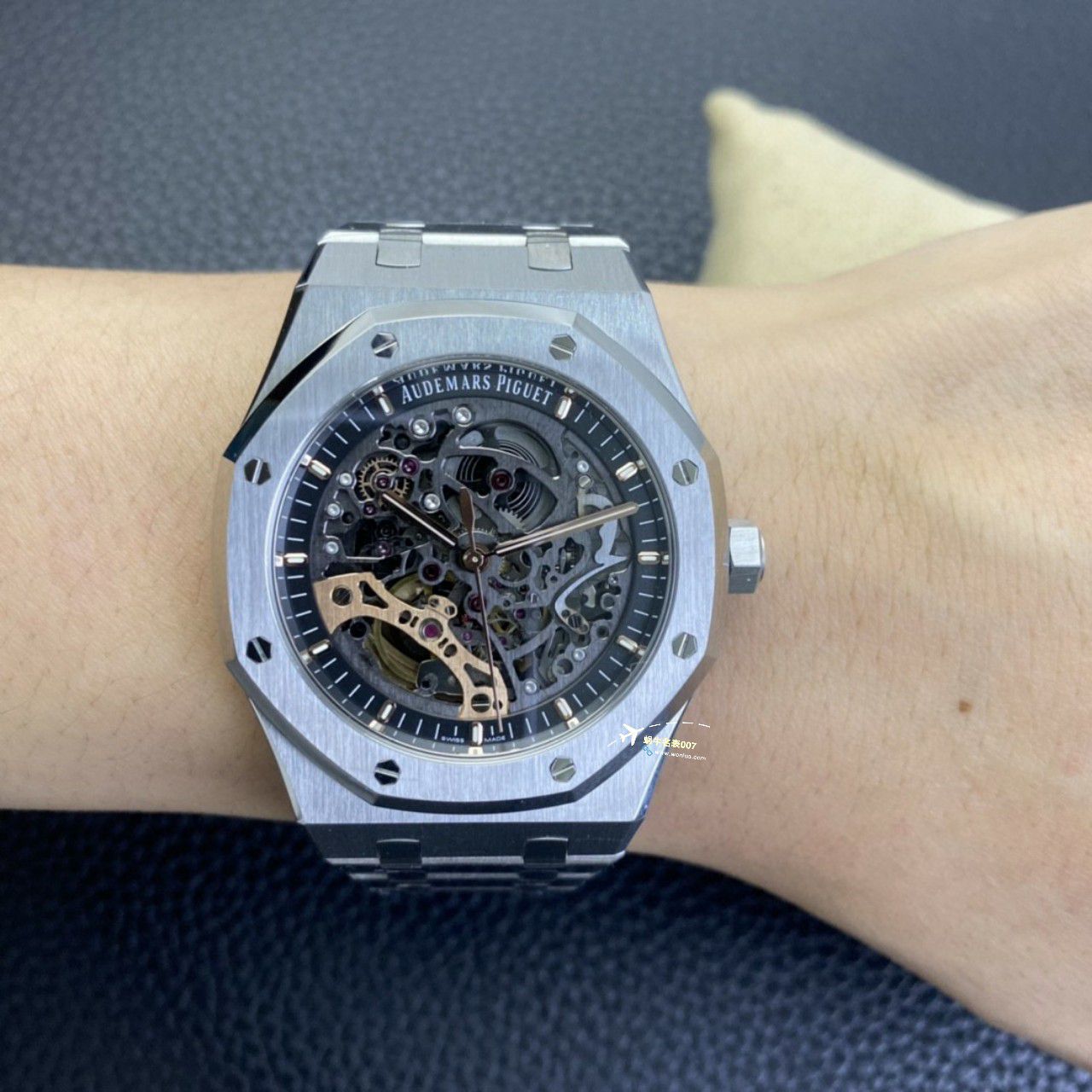 APS Factory Audemars Piguet 双摆轮镂空15407ST.OO.1220ST.01和15407OR.OO.1220OR.01 Perfect  High quality  Replica Watches  / AP232