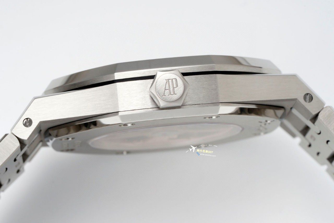 APS Factory Audemars Piguet 双摆轮镂空15407ST.OO.1220ST.01和15407OR.OO.1220OR.01 Perfect  High quality  Replica Watches  / AP232