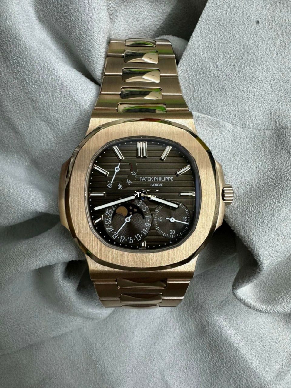 PPF/ZF Factory  Perfect  top  Replica Copy  Watches  PATEK PHILIPPE V2真动能 Nautilus 5712R-001，5712/1R-001金壳 / BD373