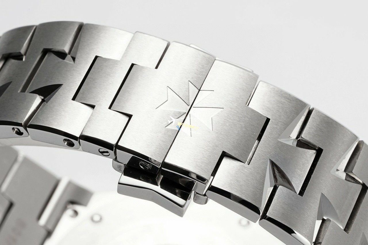 PPF Factory  Perfect  top  Replica Watches Vacheron Constantin   Overseas 47040/B01A-9093，P47040/000A-9008等 / JS238
