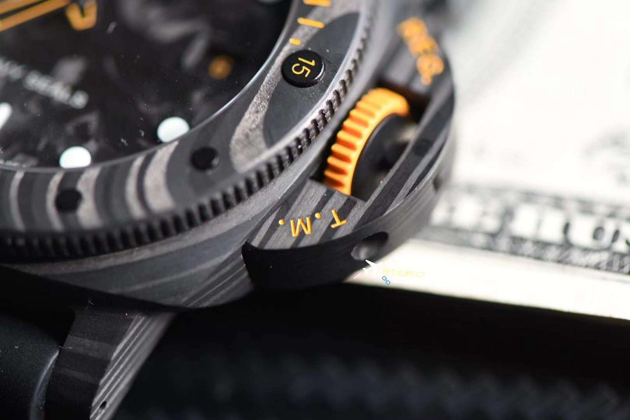 VS Factory  Perfect  top  Replica Copy  Watches Panerai PAM01324、PAM1324 carbon fiber  / VSPAM01324
