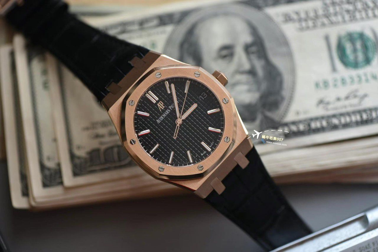  Video analysis APS Factory Audemars Piguet 皇家橡树系列 Replica Copy  Watches 15500OR.OO.1220OR.01，15500OR.OO.D002CR.01，15500ST.OO.1220ST.03 wrist watches  / AP233