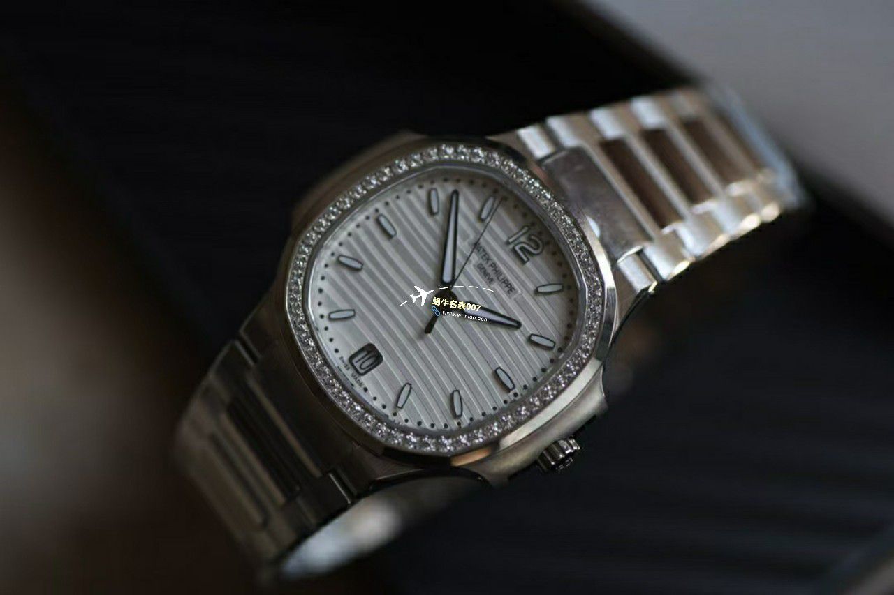  Video analysis 3K Factory  Perfect  Replica Watches  PATEK PHILIPPE  Nautilus  Replica 女表7118/1200A-010和 PATEK PHILIPPE 7118/1A-010 / BD379