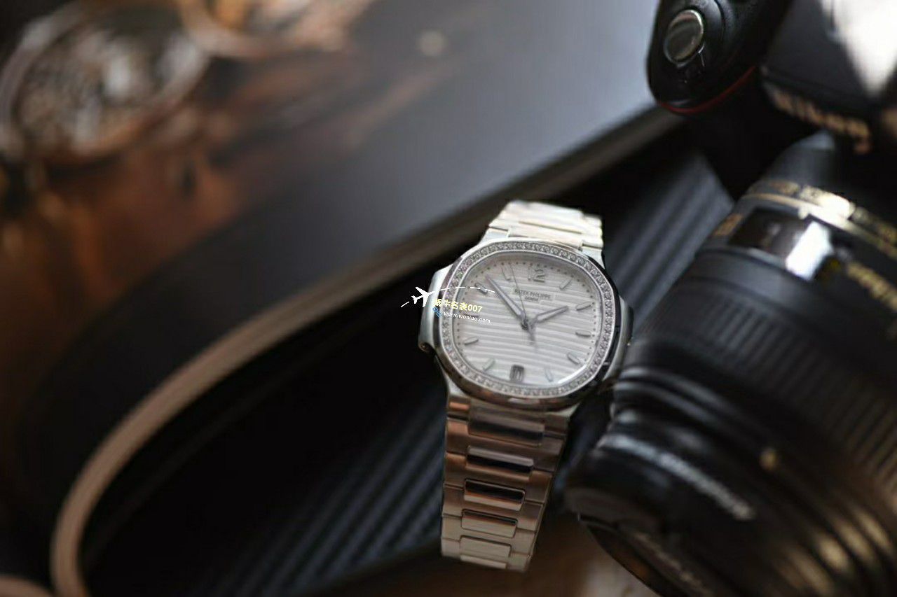  Video analysis 3K Factory  Perfect  Replica Watches  PATEK PHILIPPE  Nautilus  Replica 女表7118/1200A-010和 PATEK PHILIPPE 7118/1A-010 / BD379
