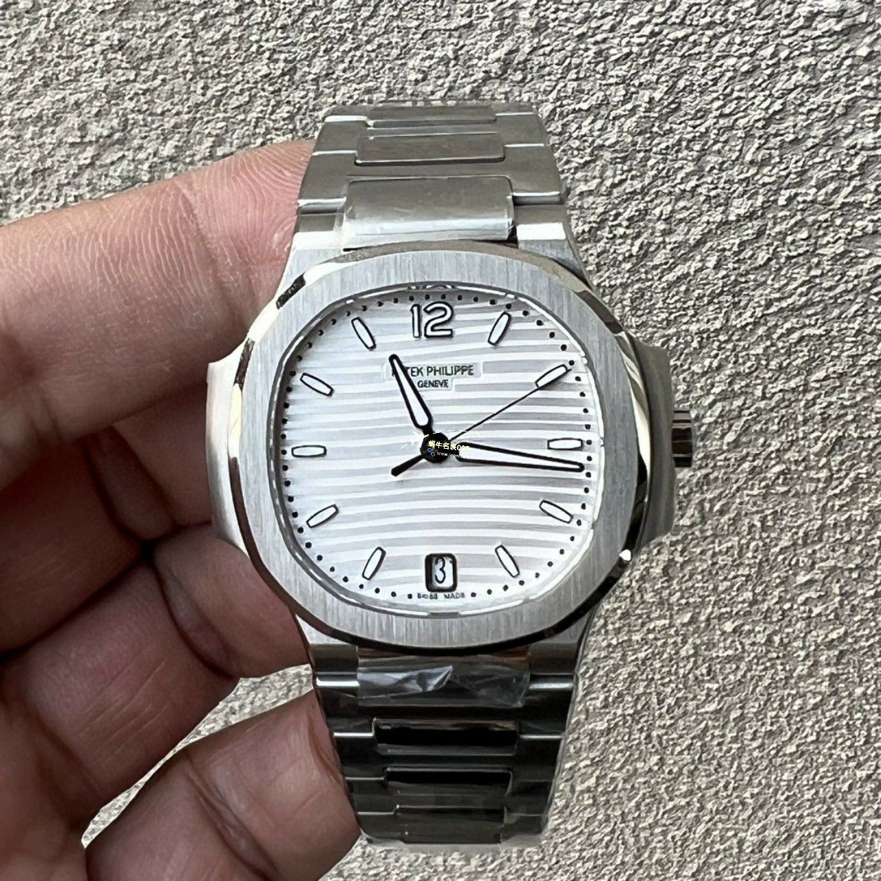  Video analysis 3K Factory  Perfect  Replica Watches  PATEK PHILIPPE  Nautilus  Replica 女表7118/1200A-010和 PATEK PHILIPPE 7118/1A-010 / BD379