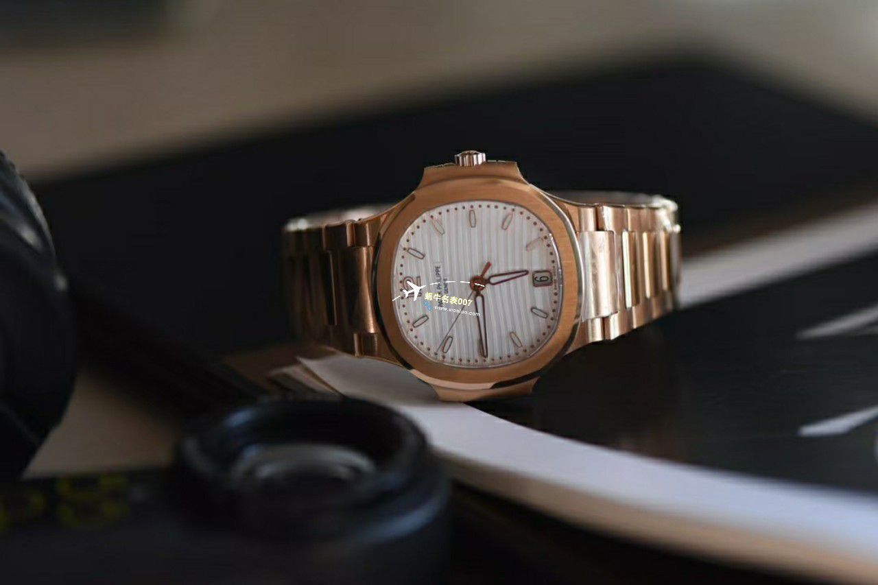  Video analysis 3k top  Replica Copy 一体机 PATEK PHILIPPE  Nautilus 女表7118/1R-001 wrist watches  / BD378