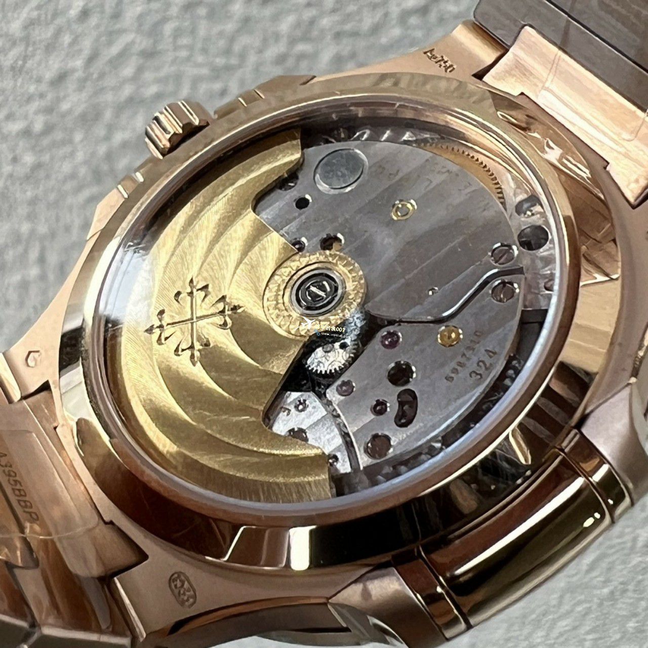3k Factory  PATEK PHILIPPE  Nautilus 女士7118/1A-001，7118/1R-010 Perfect  Copy  Replica Watches  / BD377