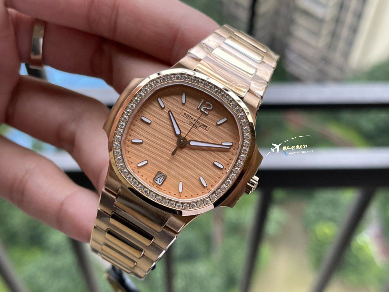 3k Factory  PATEK PHILIPPE  Nautilus 女士7118/1A-001，7118/1R-010 Perfect  Copy  Replica Watches  / BD377
