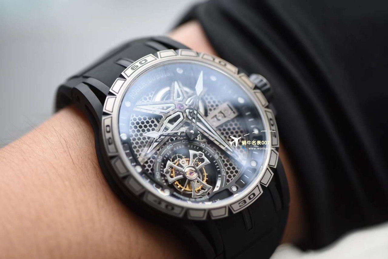  Video analysis BBR Factory 新款罗杰杜彼王者竞速倍耐力单行 top  Replica Copy  Tourbillon RDDBEX0815 wrist watches  / LJ095