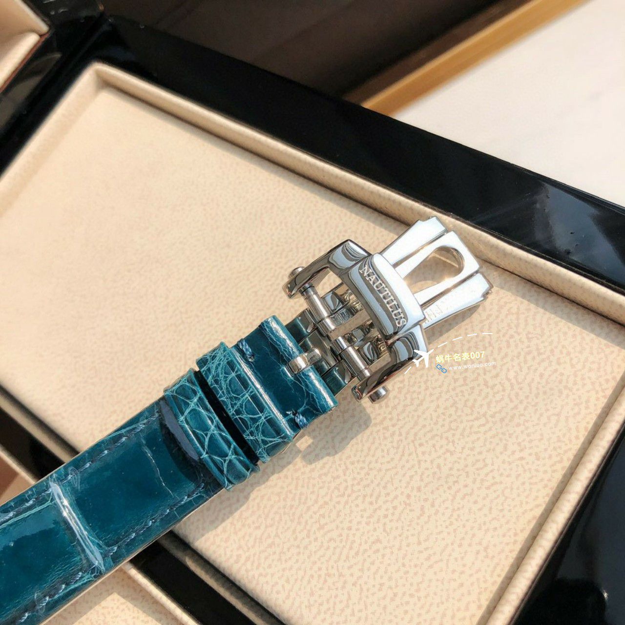  TOP 货 PATEK PHILIPPE  Nautilus 女表7010R-012，7010R-011，7010G-001，7010G-010 / BD383