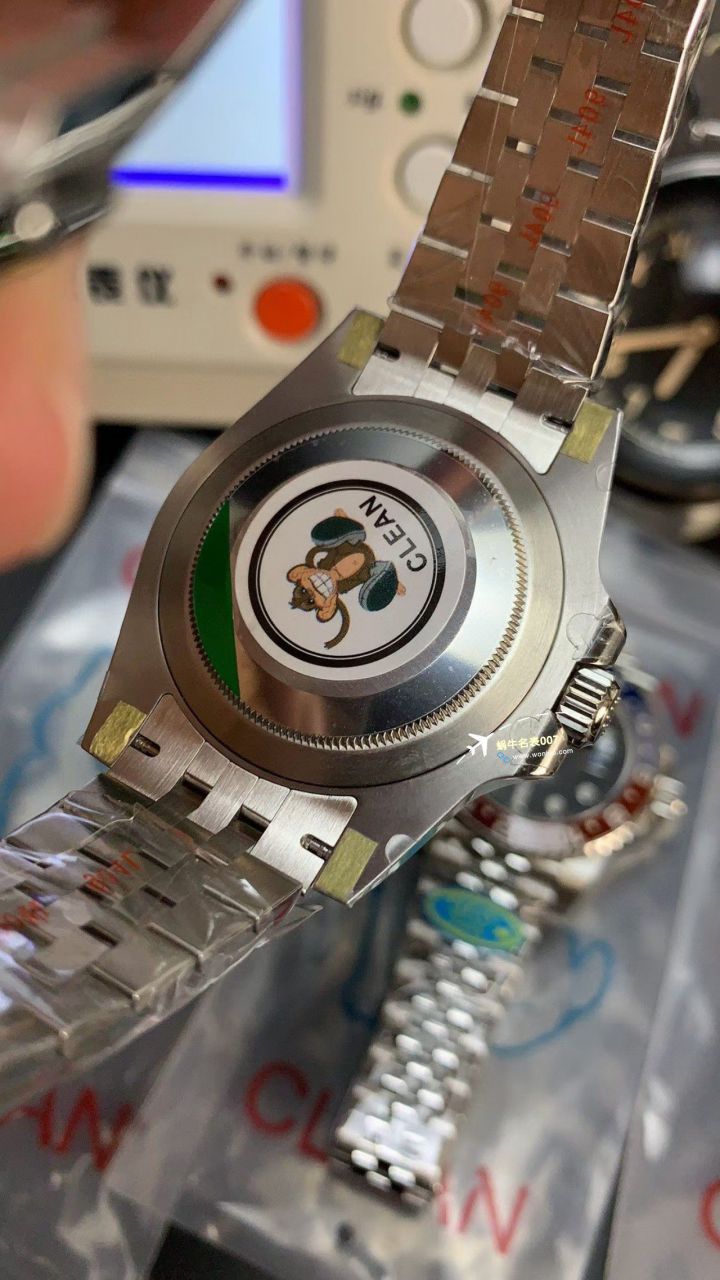 clean Factory  Rolex  GMT MASTER m126710blnr-0002黑蓝国米圈，m126710blro-0001红蓝可乐圈 top   Replica Watches  / R786