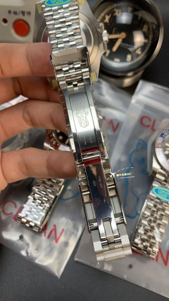 clean Factory  Rolex  GMT MASTER m126710blnr-0002黑蓝国米圈，m126710blro-0001红蓝可乐圈 top   Replica Watches  / R786