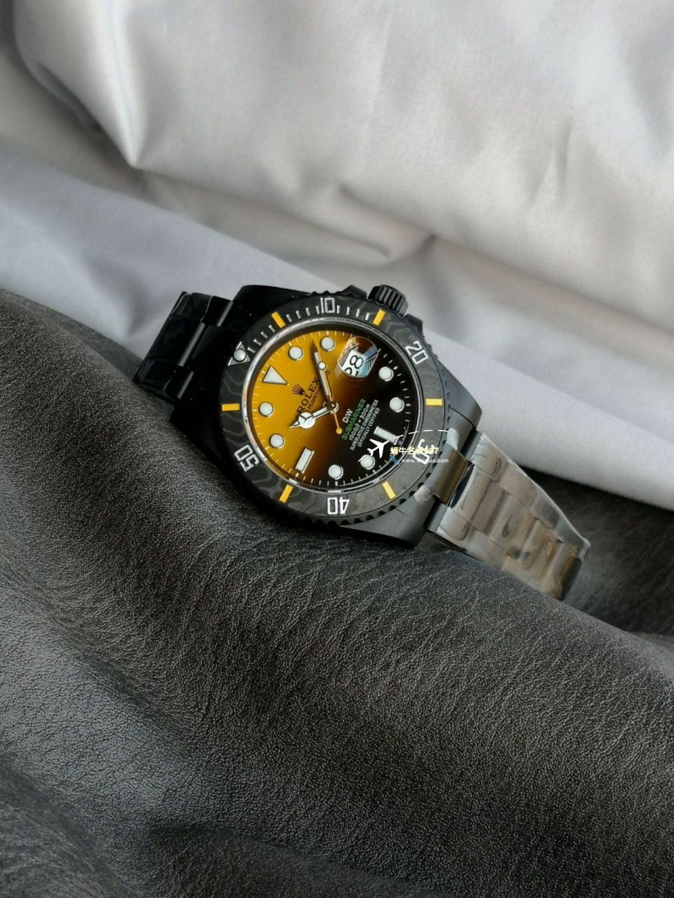 VS Factory 市场最高版本最新最轻 Rolex Rolex carbon fiber Carbon Sea-Dweller水鬼系列 Replica  wrist watches  / R789