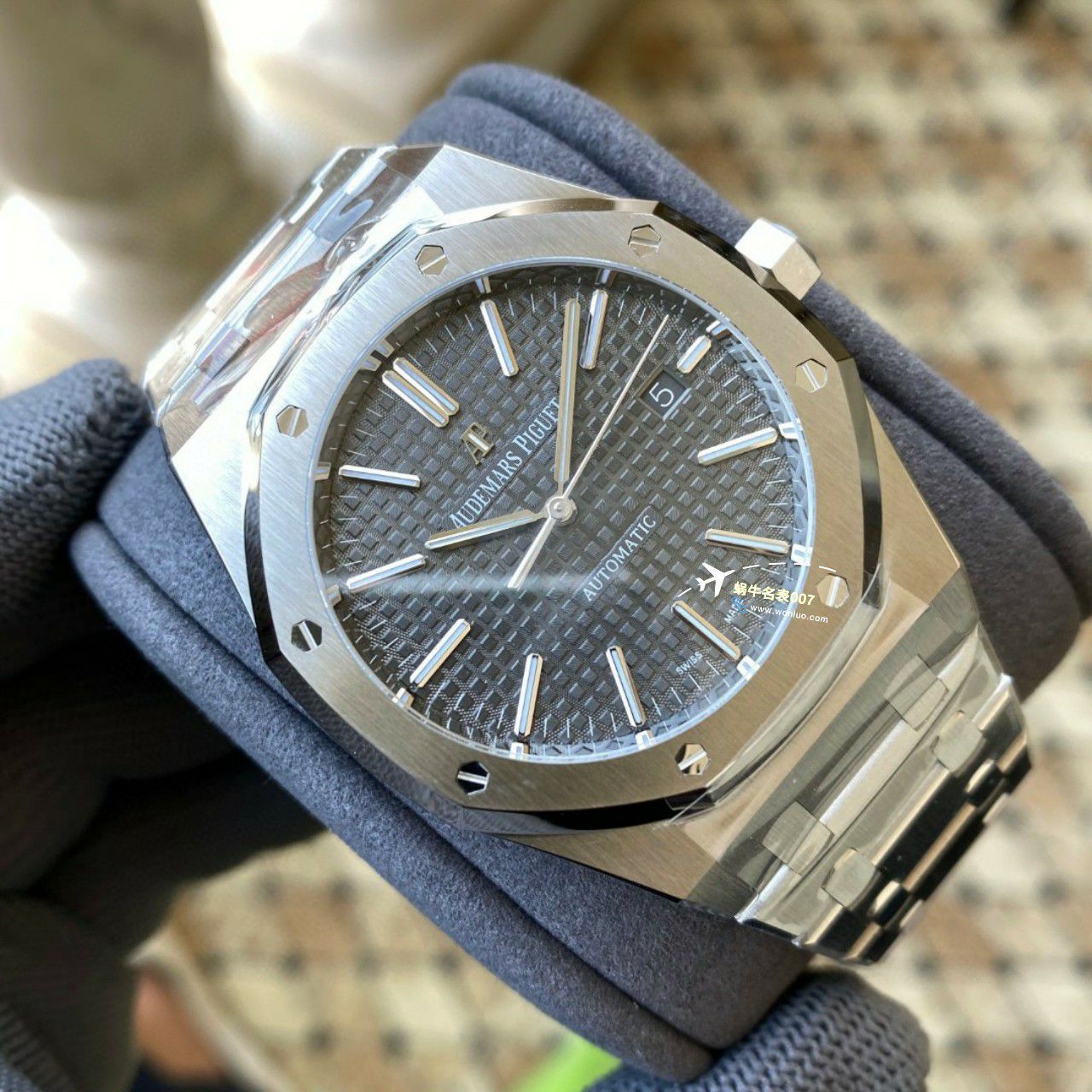 APS Factory Audemars Piguet 皇家橡树15400OR.OO.D002CR.01，15400ST.OO.1220ST.01 Perfect  Replica Copy  Watches  / AP237