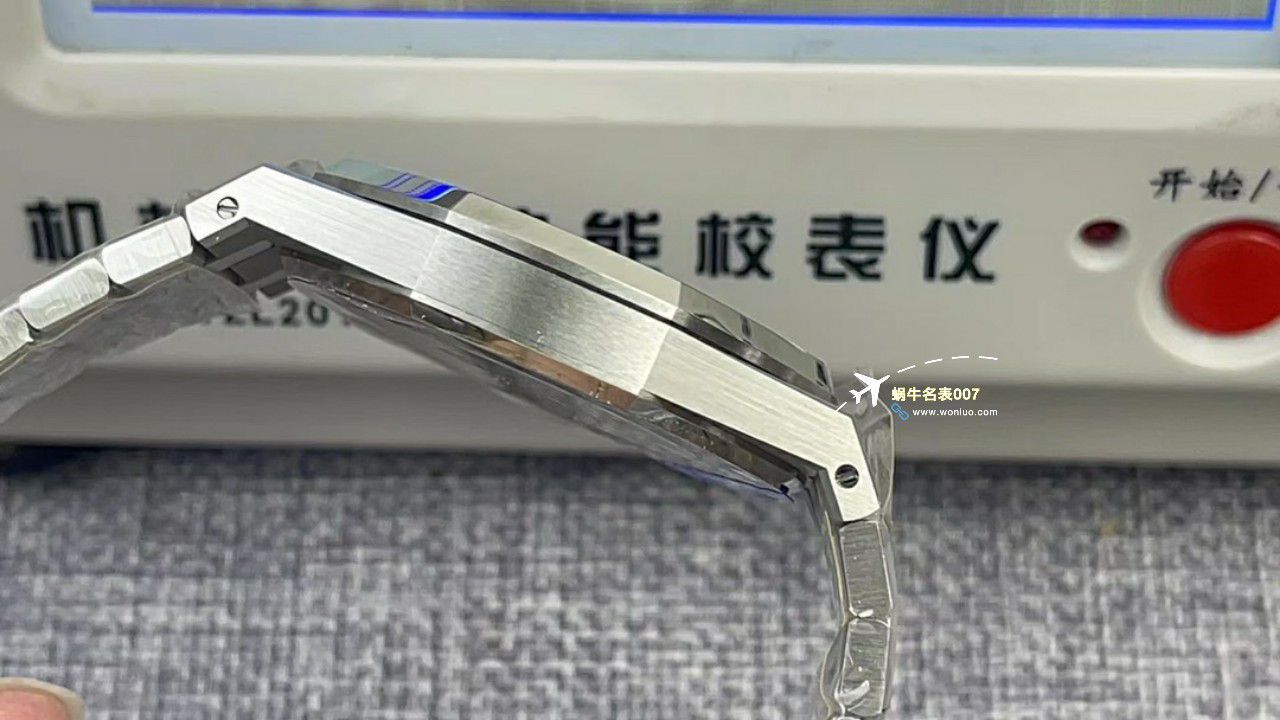APS Factory Audemars Piguet 皇家橡树15400OR.OO.D002CR.01，15400ST.OO.1220ST.01 Perfect  Replica Copy  Watches  / AP237
