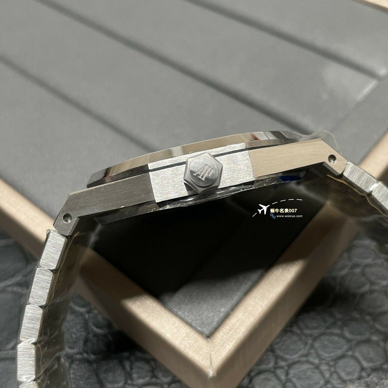  Video analysis APS Factory Audemars Piguet  Replica Copy 15400 Watches 15400ST.OO.1220ST.03，15400ST.OO.1220ST.02 / AP223