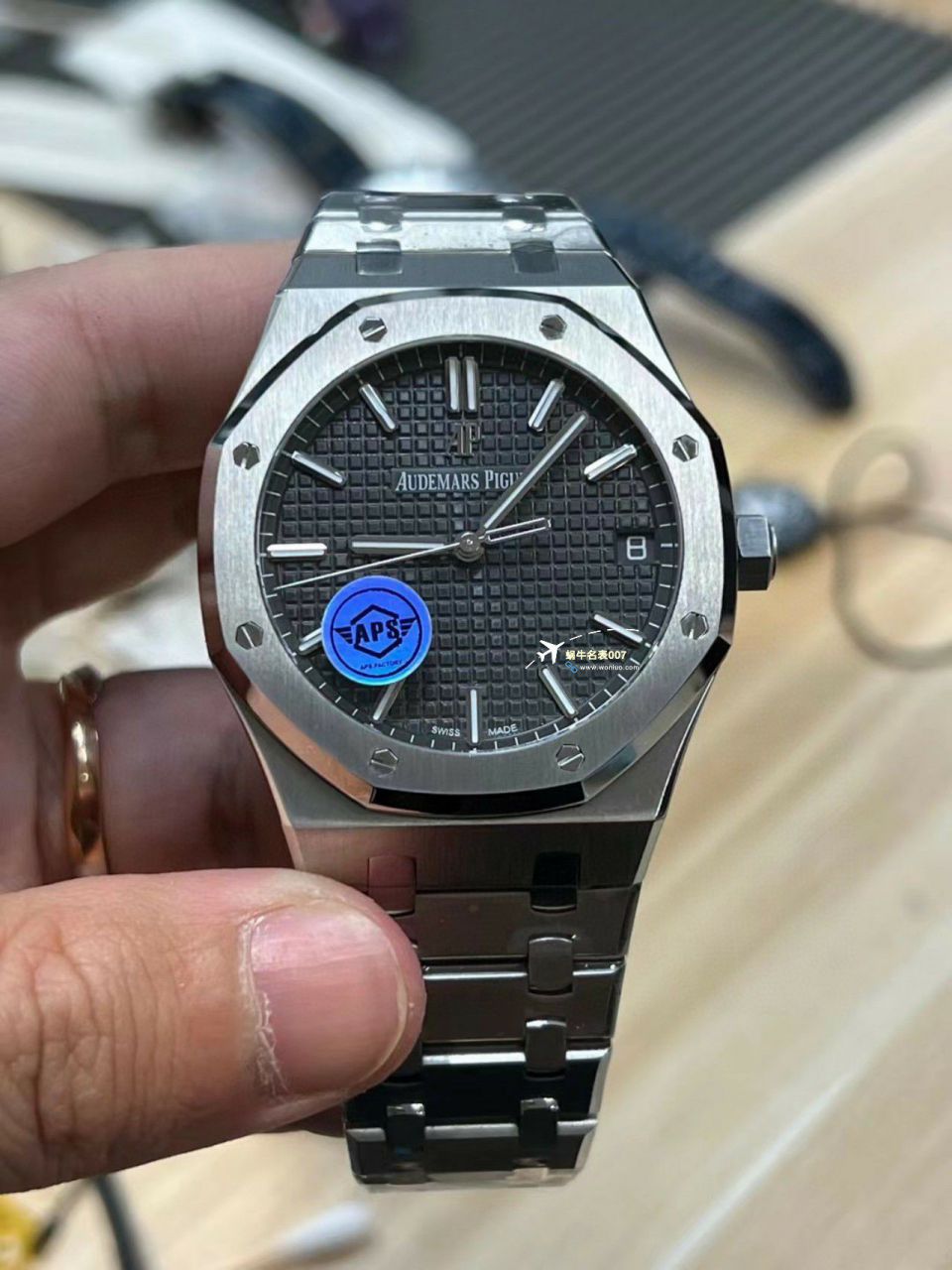  Video analysis APS Factory Audemars Piguet  Replica Copy 15400 Watches 15400ST.OO.1220ST.03，15400ST.OO.1220ST.02 / AP223