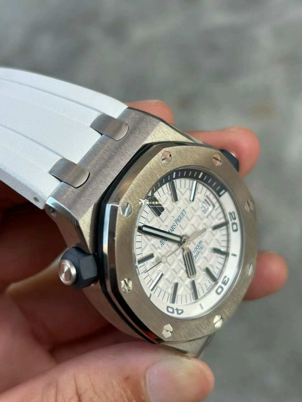  Video analysis APS Factory Audemars Piguet  Royal Oak Offshore 15710ST.OO.A010CA.01，15710ST.OO.A052CA.01 Perfect  Replica Copy  Watches  / AP238