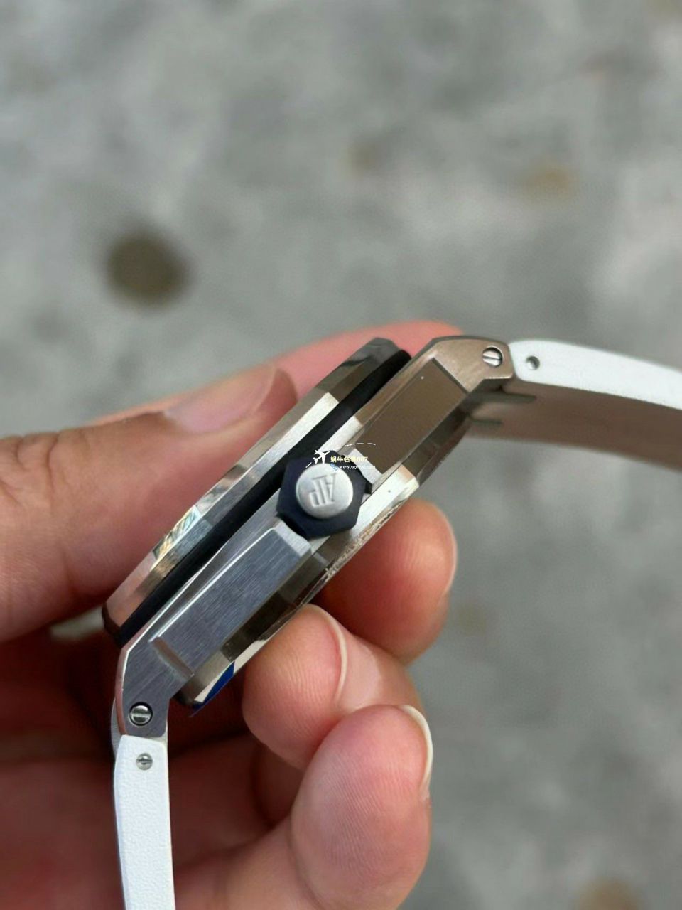  Video analysis APS Factory Audemars Piguet  Royal Oak Offshore 15710ST.OO.A010CA.01，15710ST.OO.A052CA.01 Perfect  Replica Copy  Watches  / AP238