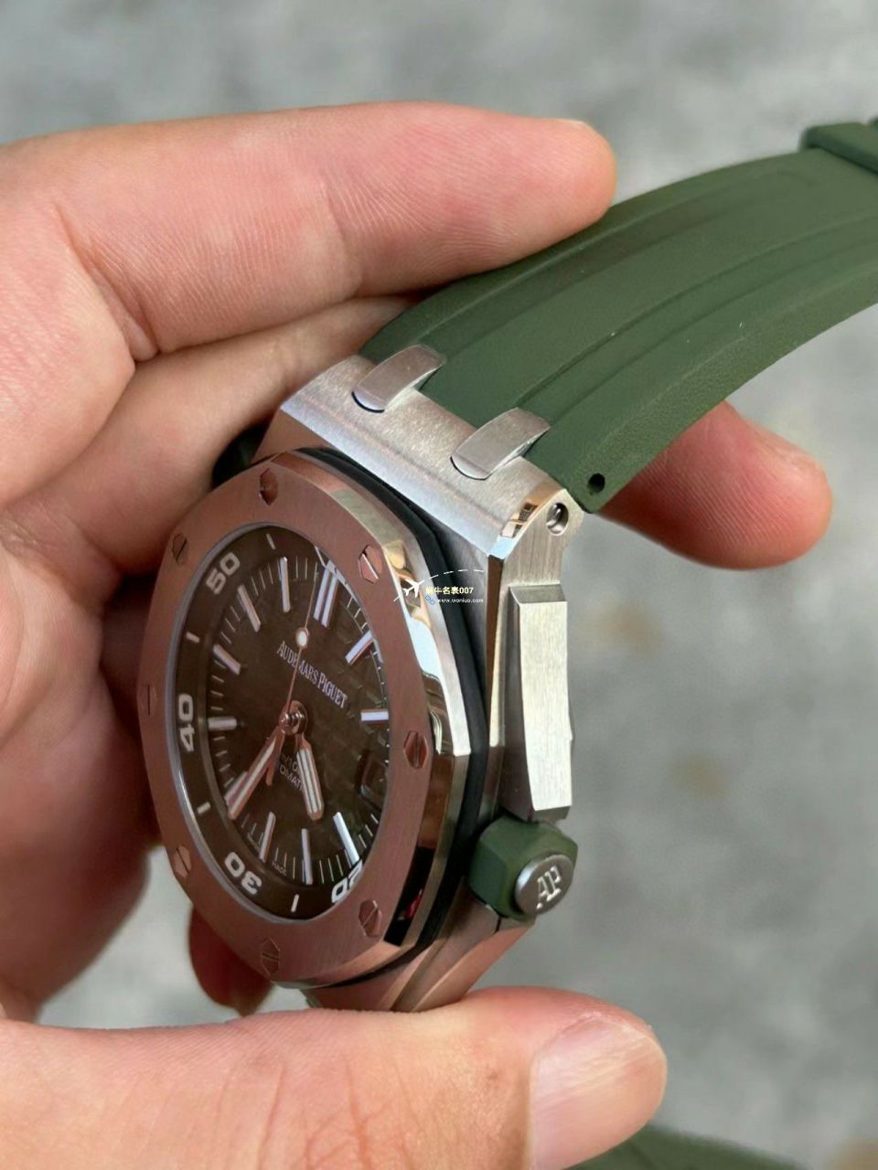  Video analysis APS Factory Audemars Piguet  Royal Oak Offshore 15710ST.OO.A010CA.01，15710ST.OO.A052CA.01 Perfect  Replica Copy  Watches  / AP238
