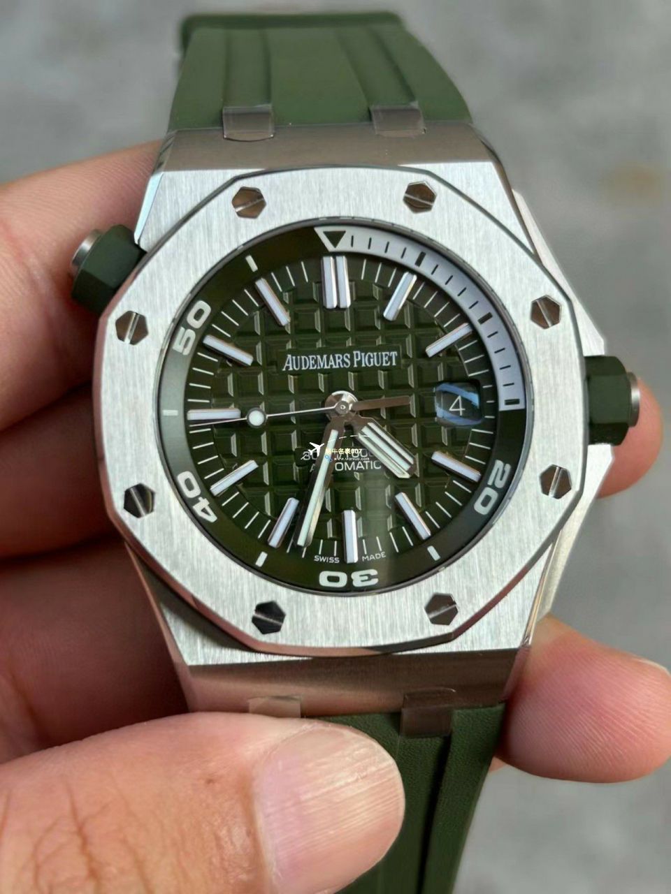  Video analysis APS Factory Audemars Piguet  Royal Oak Offshore 15710ST.OO.A010CA.01，15710ST.OO.A052CA.01 Perfect  Replica Copy  Watches  / AP238