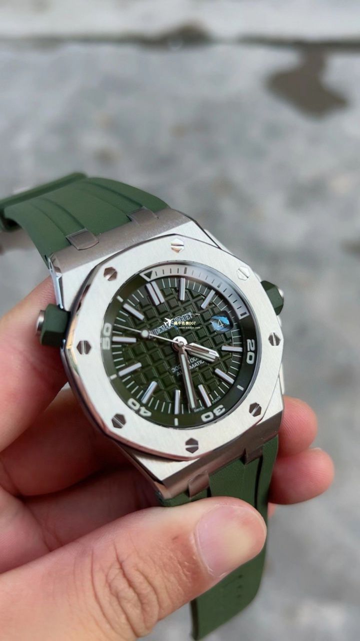  Video analysis APS Factory Audemars Piguet  Royal Oak Offshore 15710ST.OO.A010CA.01，15710ST.OO.A052CA.01 Perfect  Replica Copy  Watches  / AP238