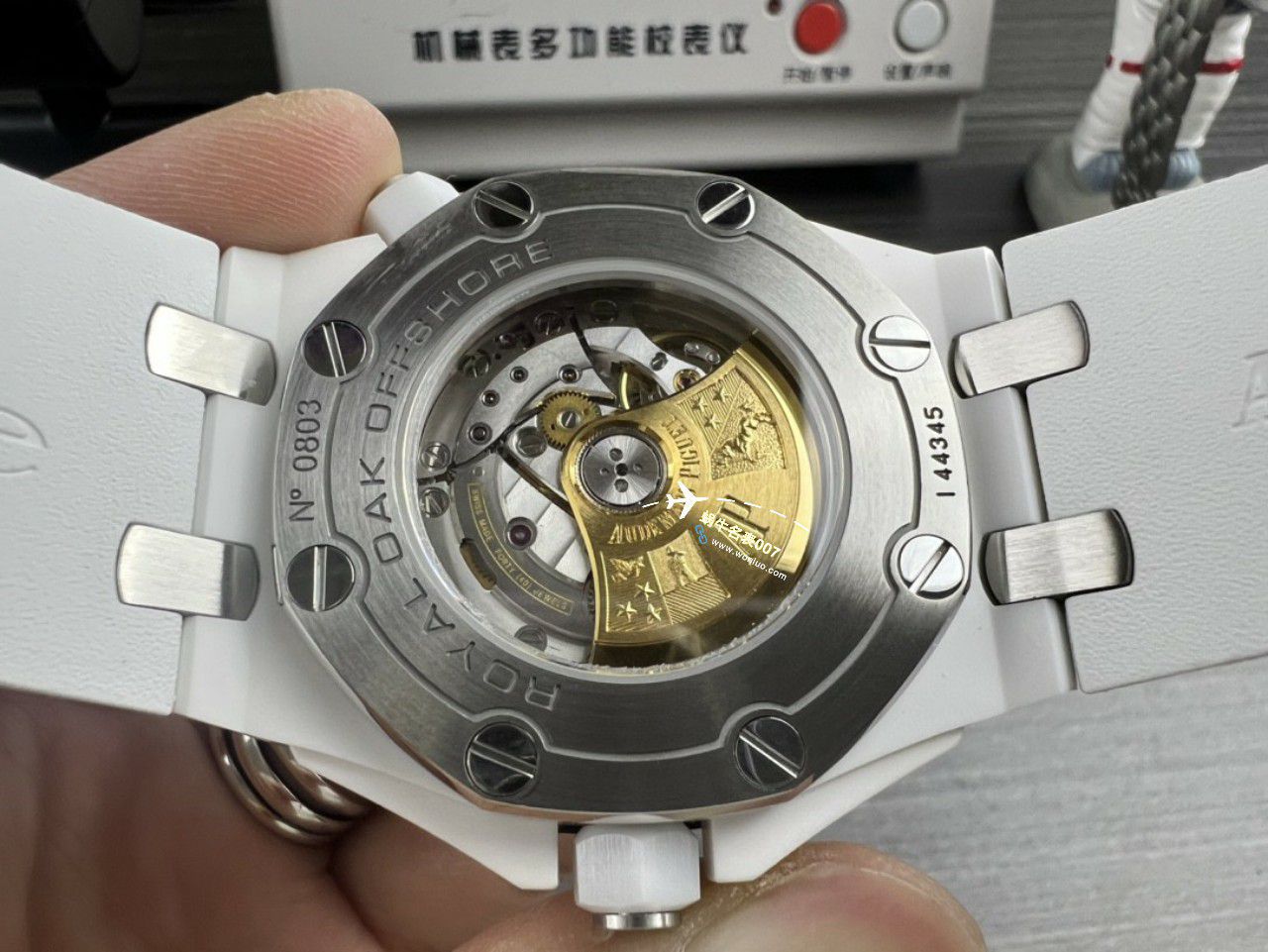 APS Factory 一体机Audemars Piguet  Royal Oak Offshore 白黑 Composite  Replica Copy  Watches 15707CB.OO.A010CA.01，15707CE.OO.A002CA.01 / AP239
