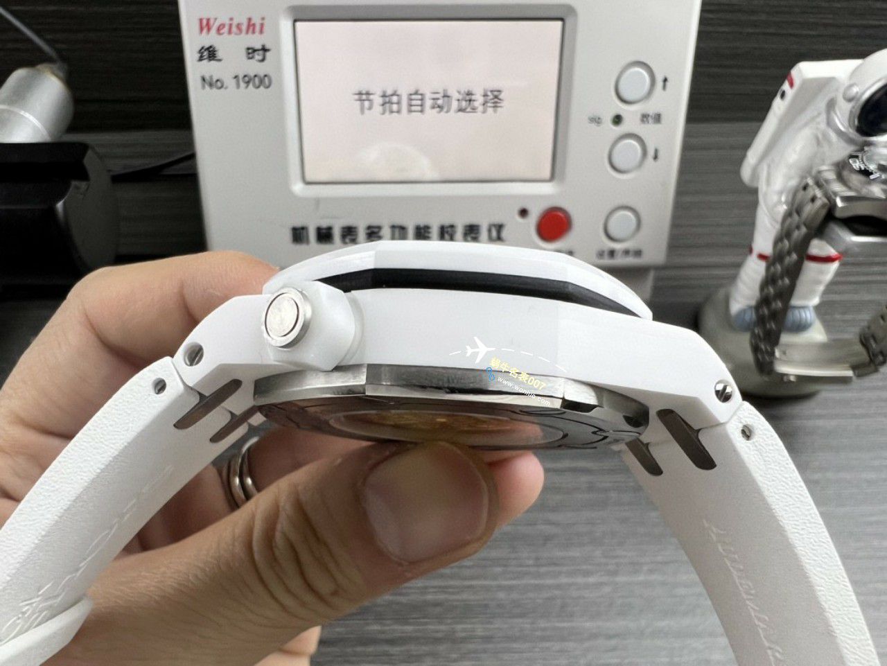 APS Factory 一体机Audemars Piguet  Royal Oak Offshore 白黑 Composite  Replica Copy  Watches 15707CB.OO.A010CA.01，15707CE.OO.A002CA.01 / AP239