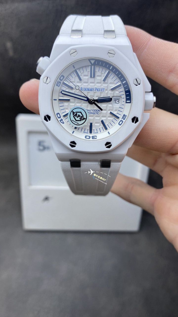 APS Factory 一体机Audemars Piguet  Royal Oak Offshore 白黑 Composite  Replica Copy  Watches 15707CB.OO.A010CA.01，15707CE.OO.A002CA.01 / AP239