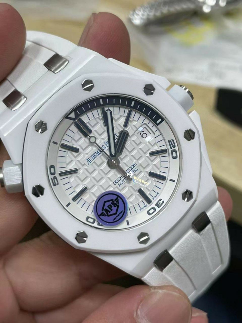 APS Factory 一体机Audemars Piguet  Royal Oak Offshore 白黑 Composite  Replica Copy  Watches 15707CB.OO.A010CA.01，15707CE.OO.A002CA.01 / AP239