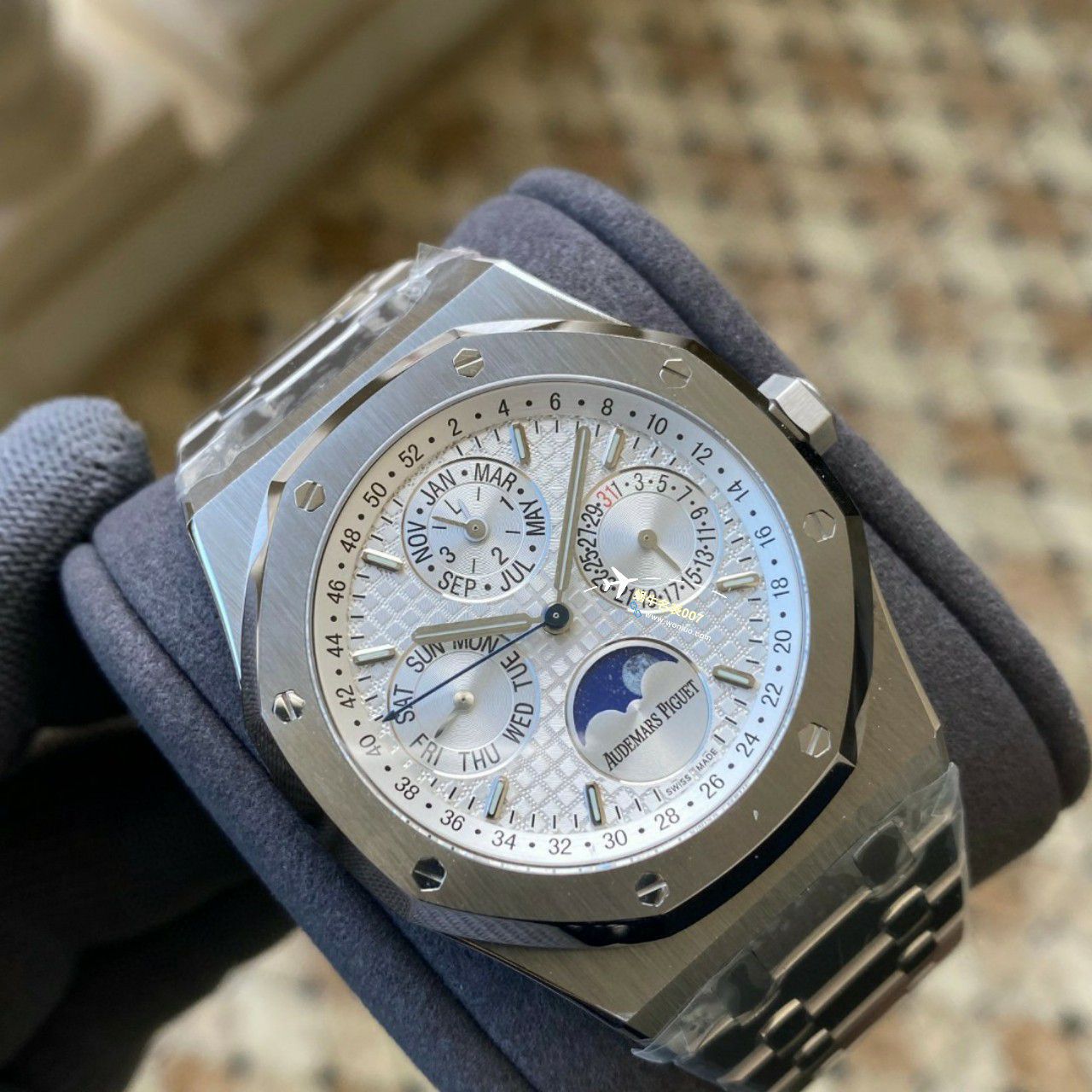 APS Factory Audemars Piguet 万年历26574PT.OO.1220PT.01，26574BA.OO.1220BA.01，26574ST.OO.1220ST.03 Perfect  Replica Copy  Watches  / AP262
