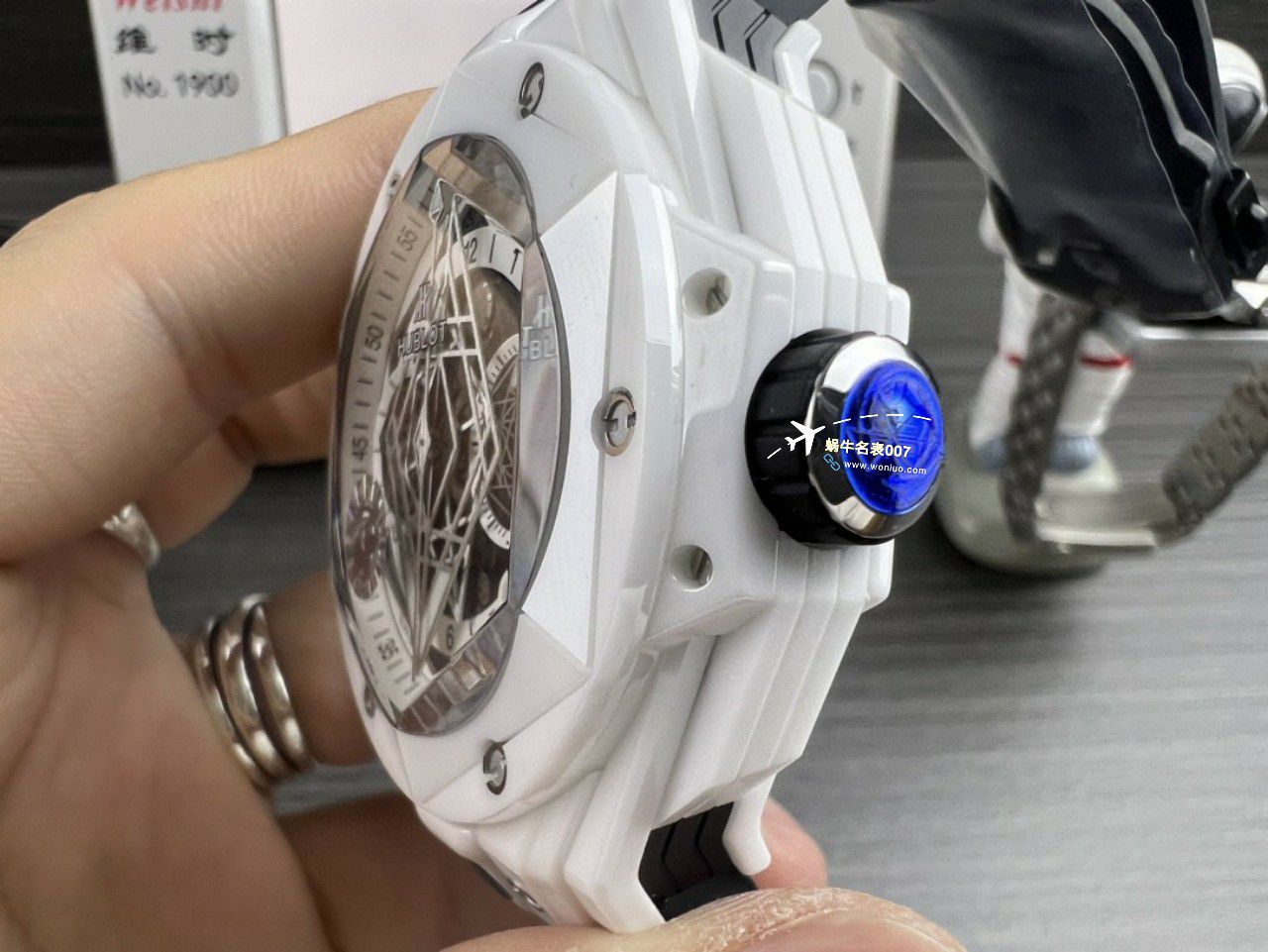BBF Factory  hublot SANG BLEU II刺青二代 top  Replica Copy  Watches 418.CX.1114.RX.MXM20，418.HX.2001.RX.MXM21，418.GX.5207.RX.MXM22，418.EX.5107.RX.MXM21 / YB123