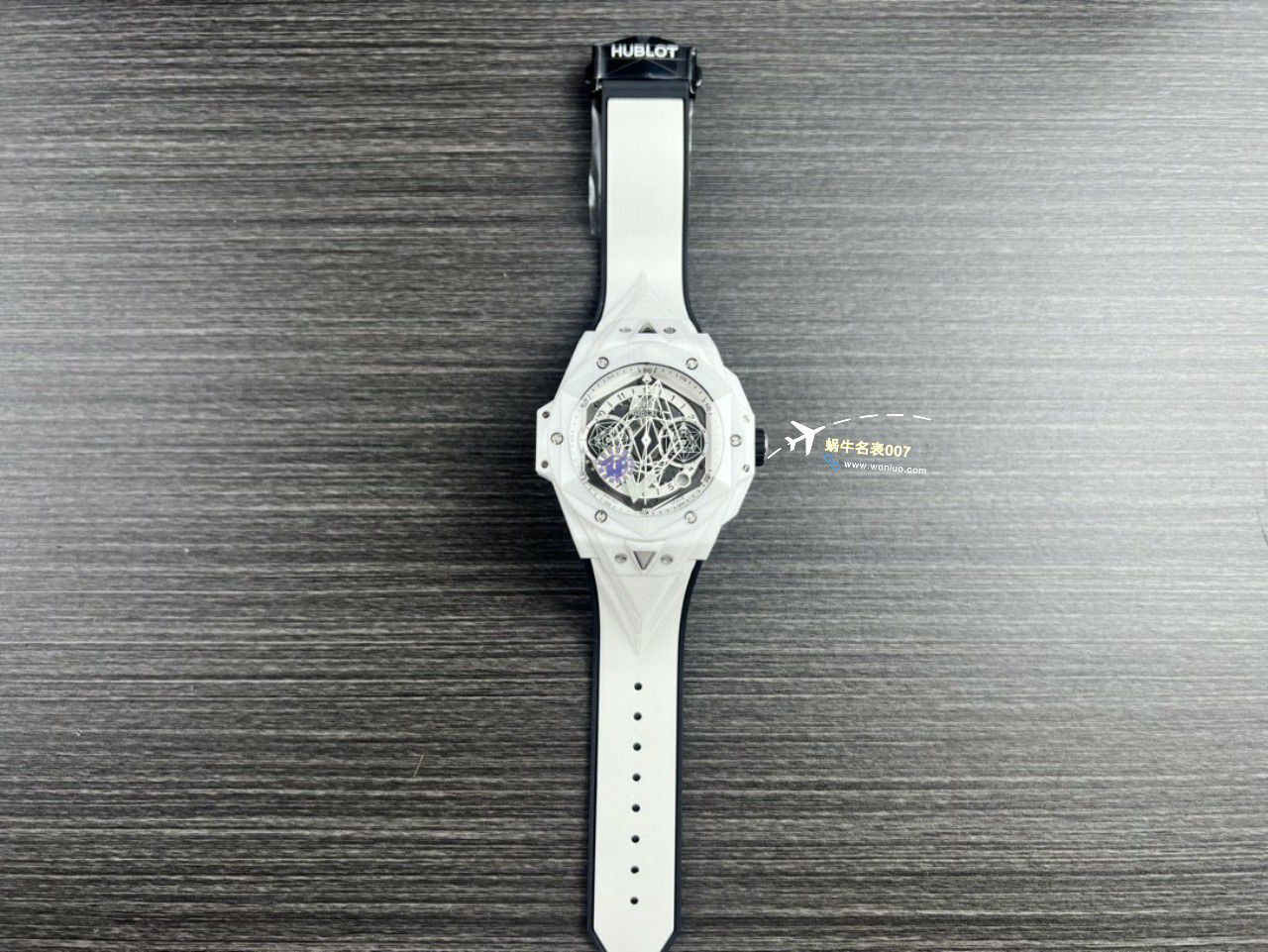 BBF Factory  hublot SANG BLEU II刺青二代 top  Replica Copy  Watches 418.CX.1114.RX.MXM20，418.HX.2001.RX.MXM21，418.GX.5207.RX.MXM22，418.EX.5107.RX.MXM21 / YB123