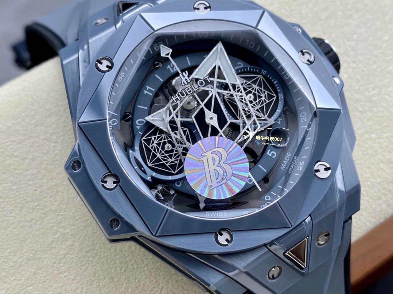 BBF Factory  hublot SANG BLEU II刺青二代 top  Replica Copy  Watches 418.CX.1114.RX.MXM20，418.HX.2001.RX.MXM21，418.GX.5207.RX.MXM22，418.EX.5107.RX.MXM21 / YB123