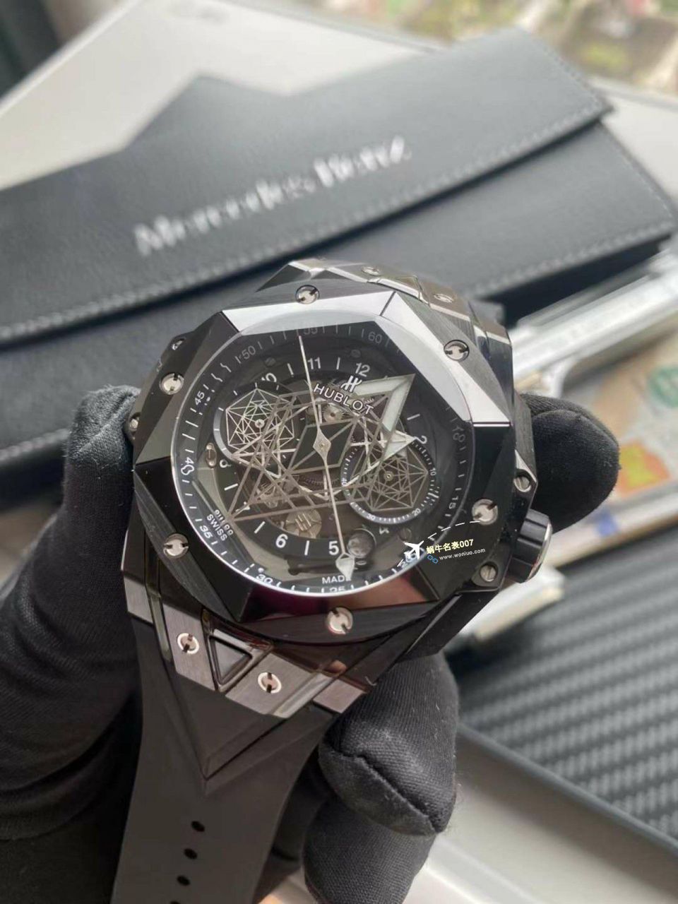 BBF Factory  hublot SANG BLEU II刺青二代 top  Replica Copy  Watches 418.CX.1114.RX.MXM20，418.HX.2001.RX.MXM21，418.GX.5207.RX.MXM22，418.EX.5107.RX.MXM21 / YB123