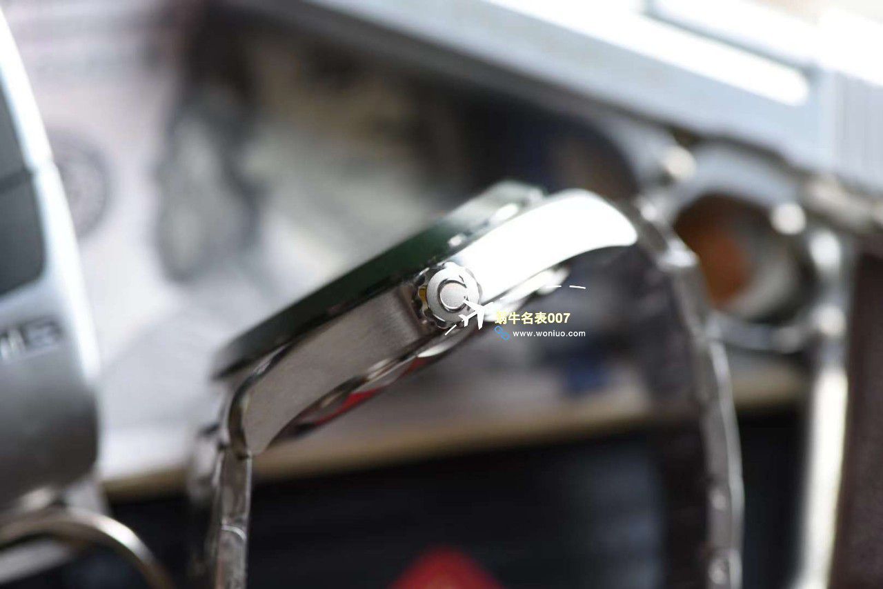 VS Factory OMEGA Seamaster 150世界时绿面盘 Perfect  Replica Watches 220.30.43.22.10.001 wrist watches  / M786