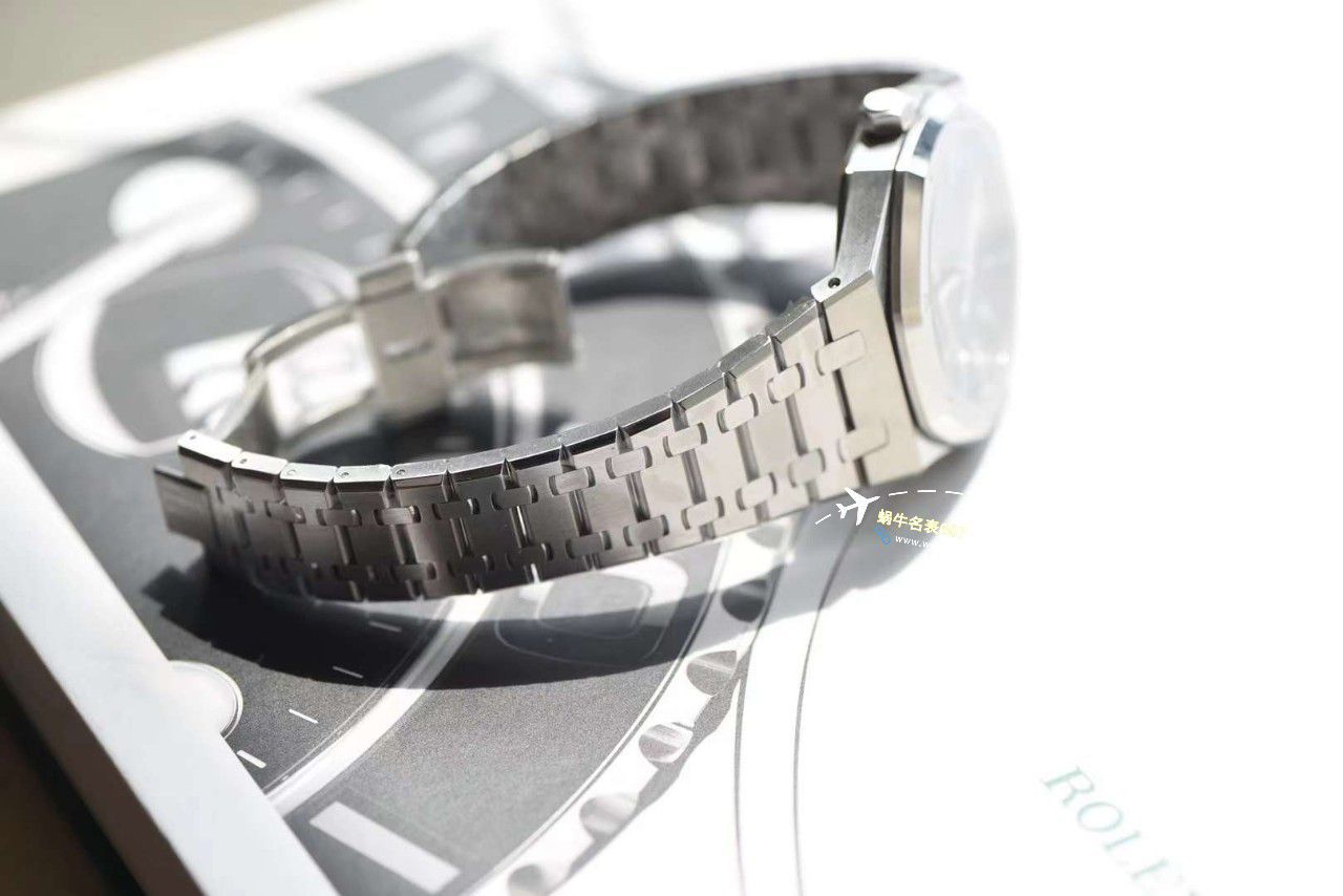 【 Video analysis 】APS Factory Audemars Piguet 皇家橡树50周年 Perfect  Replica Watches 15510ST.OO.1320ST.06 wrist watches  / AP265