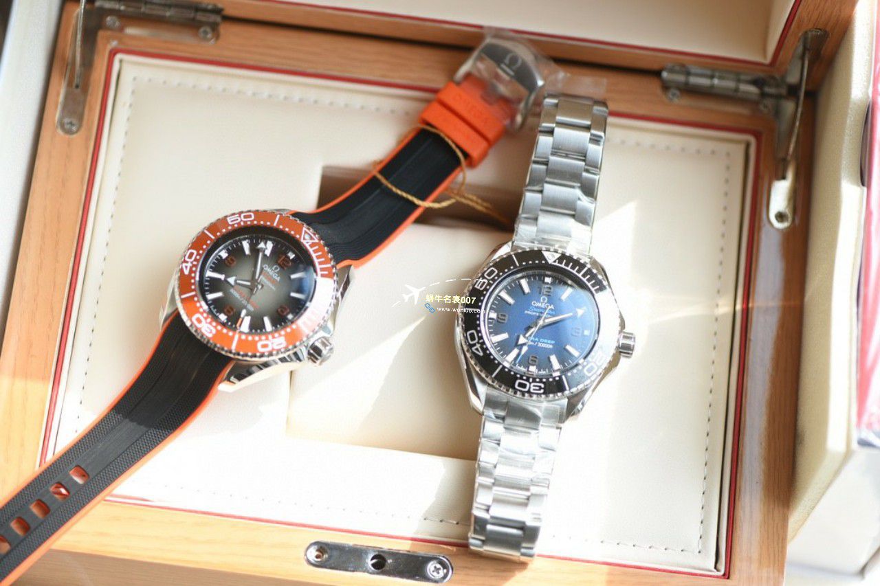 【 Video analysis 】原单品质OMEGA Seamaster 海王6000米215.30.46.21.06.001，215.30.46.21.03.001 wrist watches  / M787