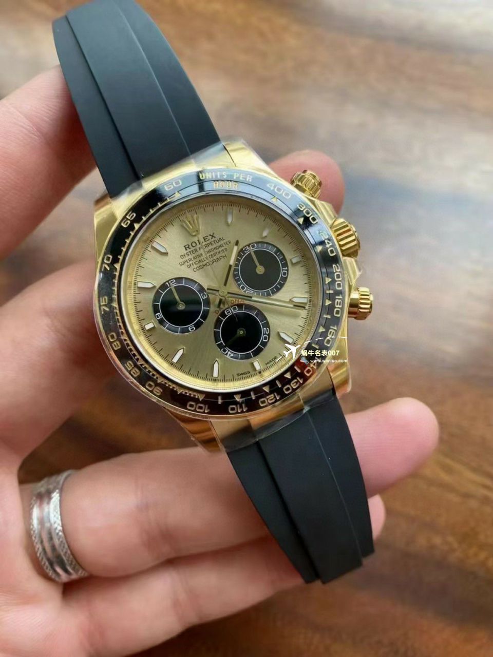 clean Factory c Factory  High quality   Replica Watches  Rolex  Cosmograph Daytona  Ditongna 新款4131 Movement 熊猫迪水泥灰m126500LN-0001，m126519ln-0006 wrist watches  / R810