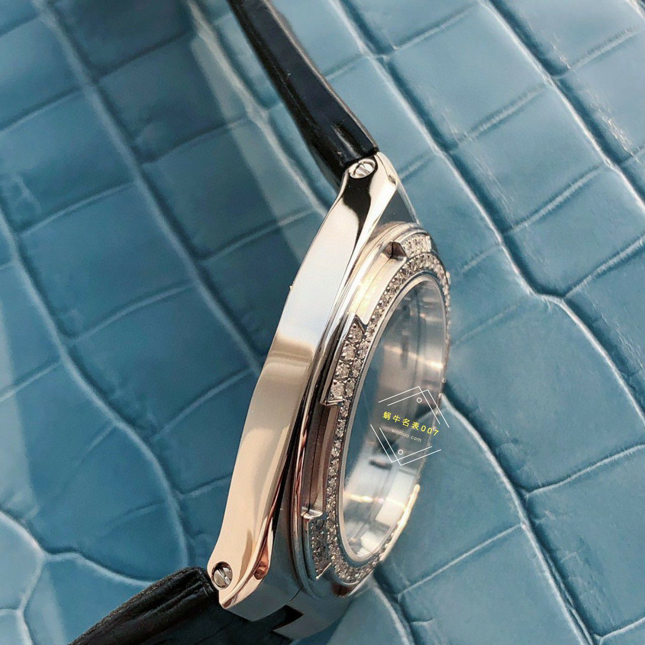  TOP 真钻女表Vacheron Constantin   Overseas 系列1225V/000R-B592，1225V/200A-B590 wrist watches  / JS261