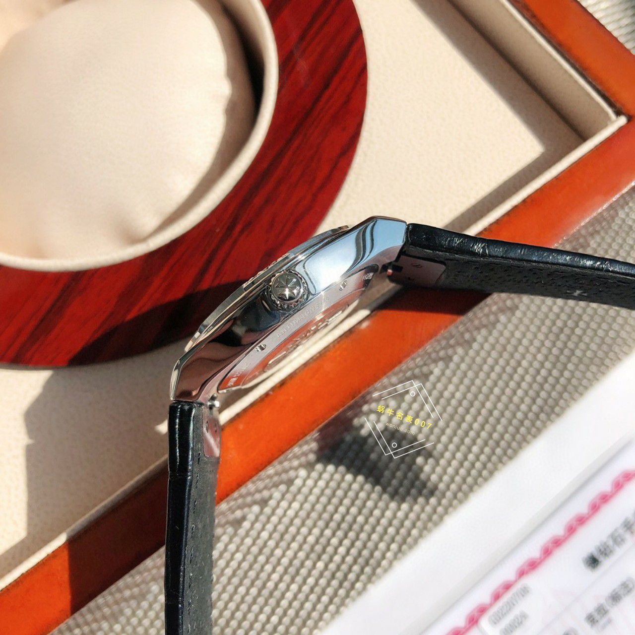  TOP 真钻女表Vacheron Constantin   Overseas 系列1225V/000R-B592，1225V/200A-B590 wrist watches  / JS261