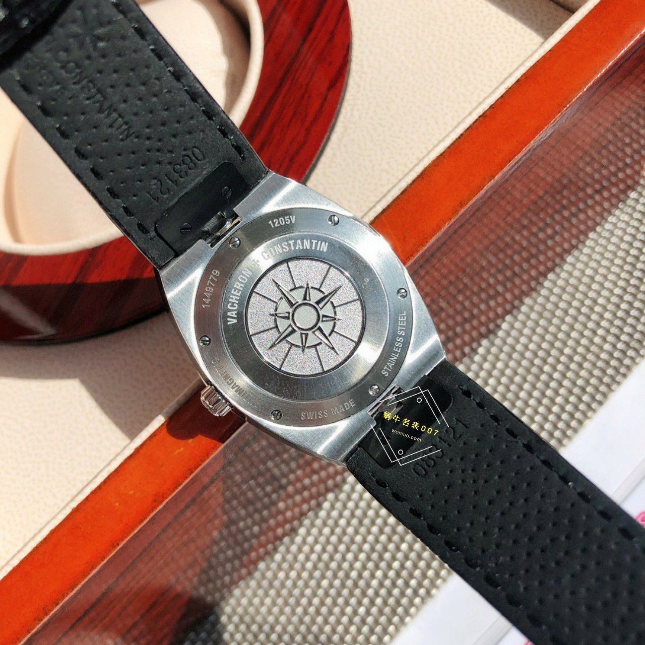  TOP 真钻女表Vacheron Constantin   Overseas 系列1225V/000R-B592，1225V/200A-B590 wrist watches  / JS261
