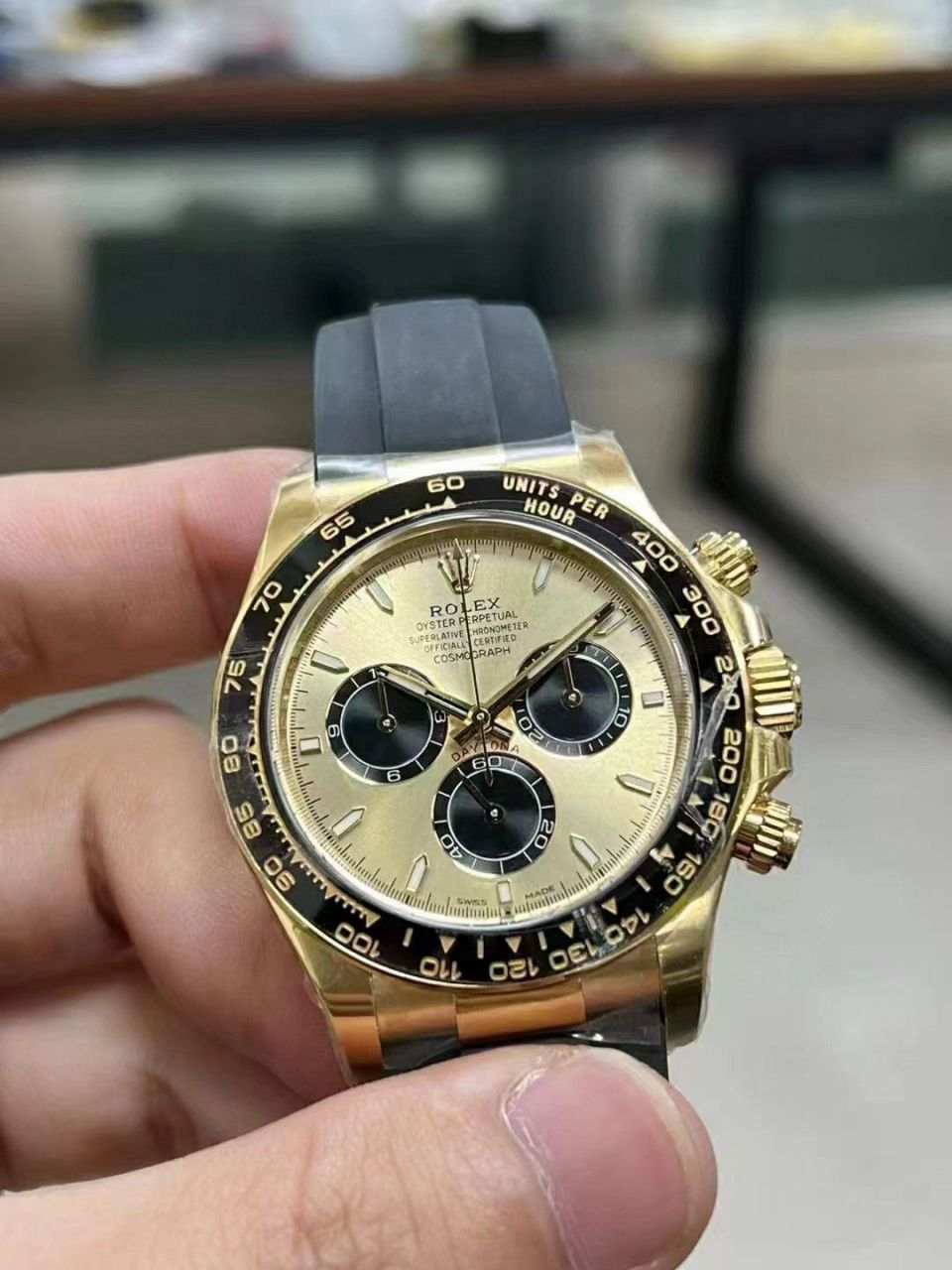 clean Factory  Perfect  Replica Watches  Rolex  Replica 余文乐4131 Ditongna m126518ln-0012 / R823