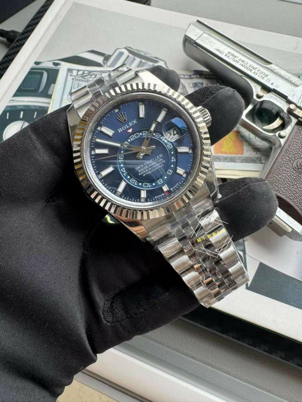  Video analysis  Rolex Sky-Dweller纵航天行者 Perfect  Replica Watches m336934-0005，m336934-0008，m336934-0004，m336934-0002 wrist watches  / R832