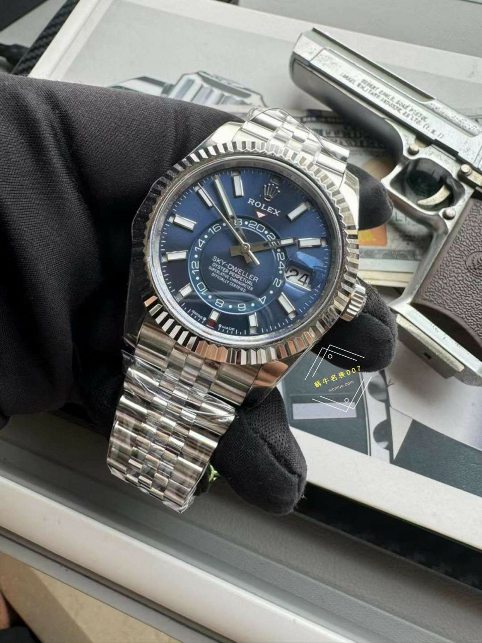  Video analysis  Rolex Sky-Dweller纵航天行者 Perfect  Replica Watches m336934-0005，m336934-0008，m336934-0004，m336934-0002 wrist watches  / R832