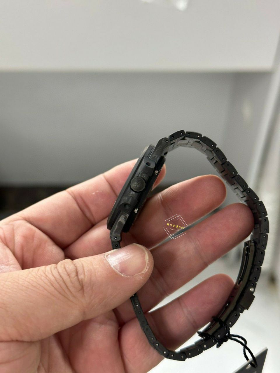  Video analysis PATEK PHILIPPE   PATEK PHILIPPE  carbon fiber DIW  Nautilus 5711  / BD389
