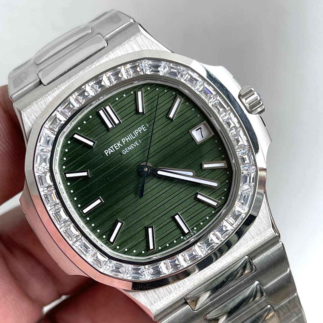 3k Factory  High quality  Replica  PATEK PHILIPPE  Nautilus 钻圈 Replica 5711/1300A-001 wrist watches  / BD390