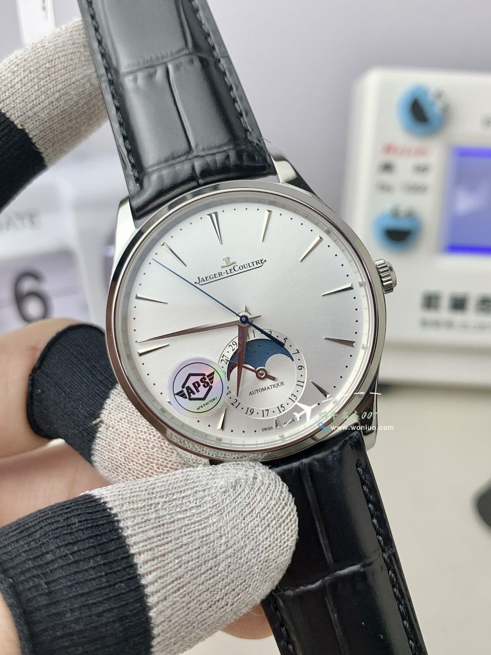  Video analysis APS Factory  Jaeger-LeCoultre 月相 top  Replica Copy 超薄月相1368480，1362511，1368471，1368430 Watches  / JJ196